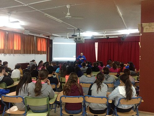 charla